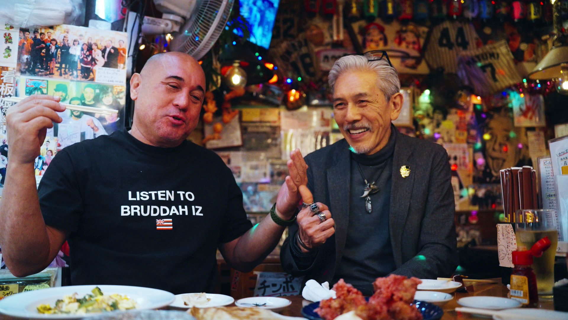 Lanai's Travel Club:  Lanai and Kenny Hit the Town in Kobe